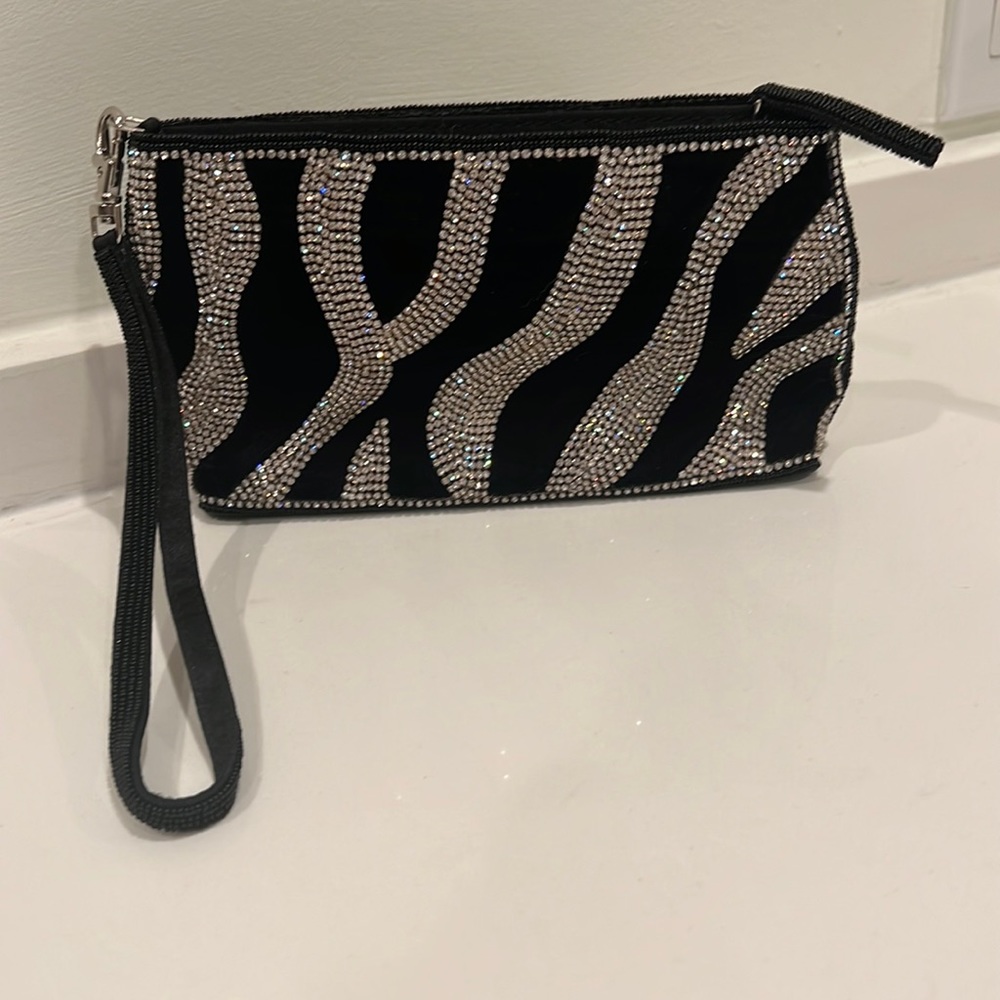 Mary Frances Zebra Wrist Clutch🖤